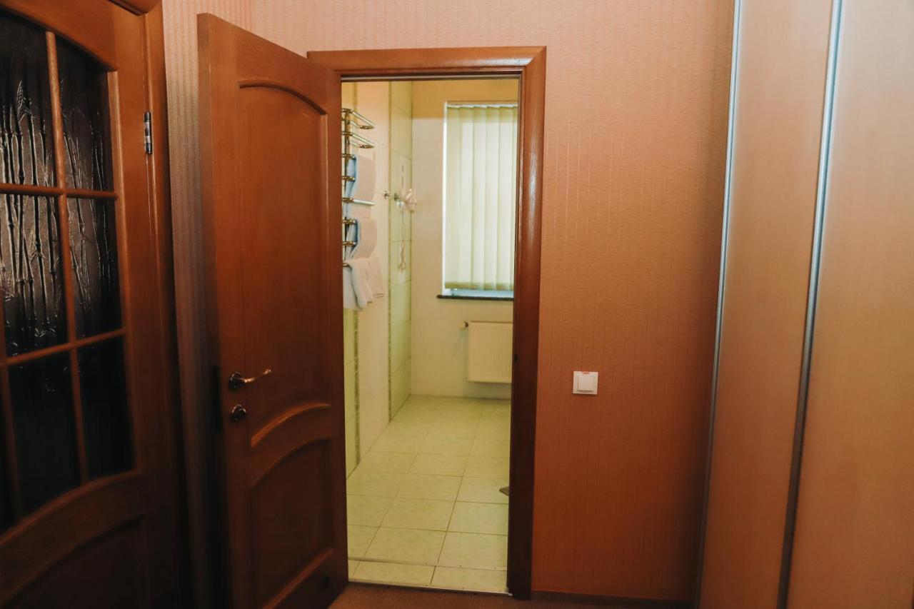 Готель Релакс Korostyshiv エクステリア 写真